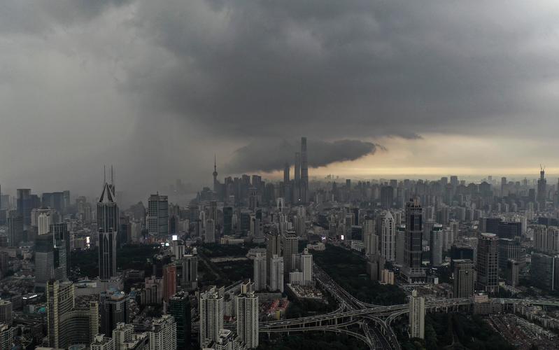 上海的主要自然灾害是什么「上海多地现狂风暴雨天气」 饮料